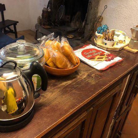 Torretta Del Sordo Lago Di Bolsena Villa Piansano Eksteriør billede